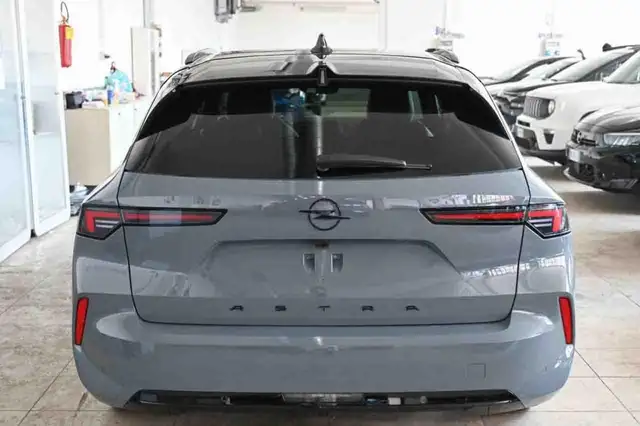 Opel Astra view 15