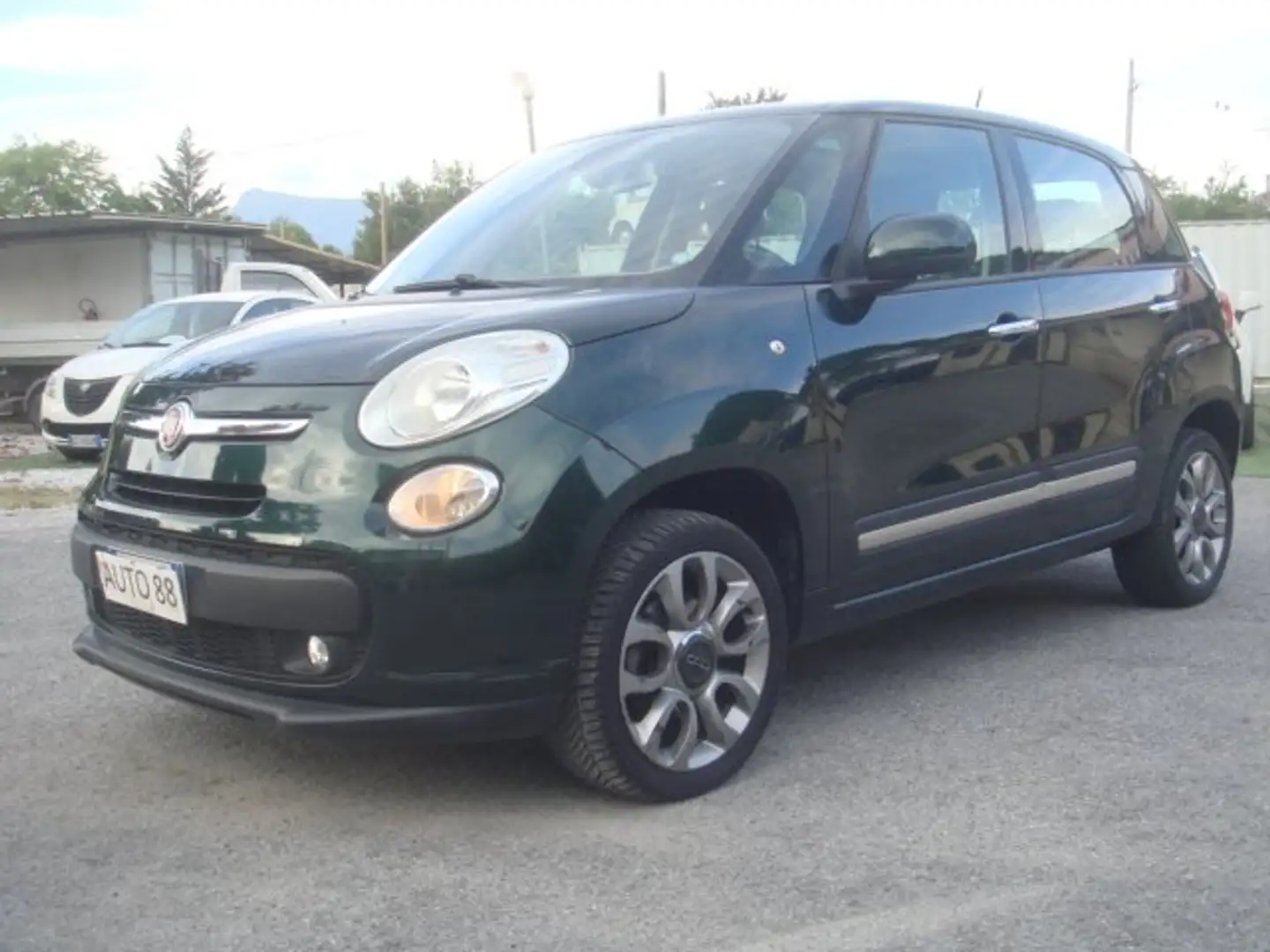 Fiat 500L 500L 0.9 t.air t. natural power Lounge 80cv Grün - 1