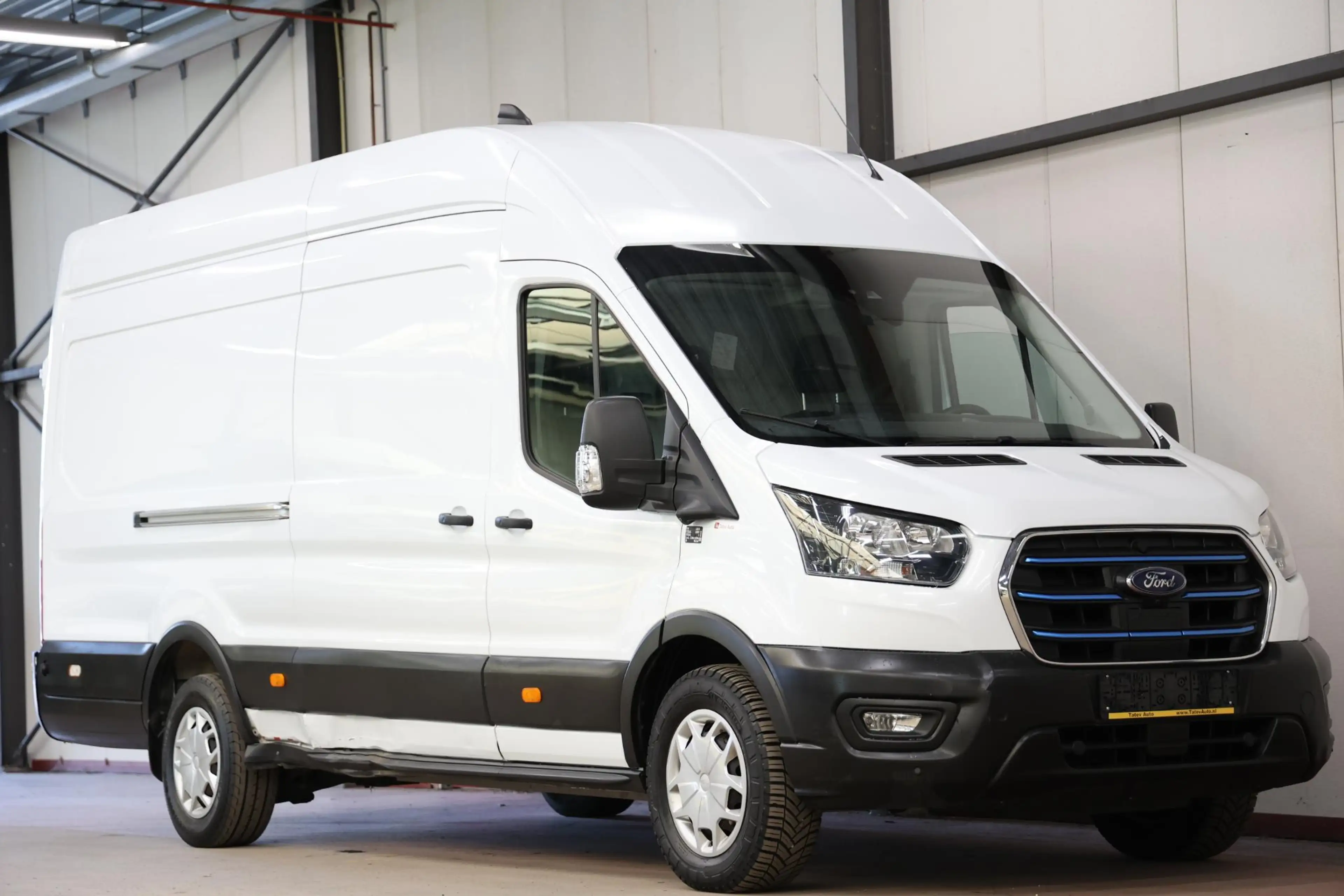 Ford E-Transit 350 L4H3 Trend 68 kWh — photo 3
