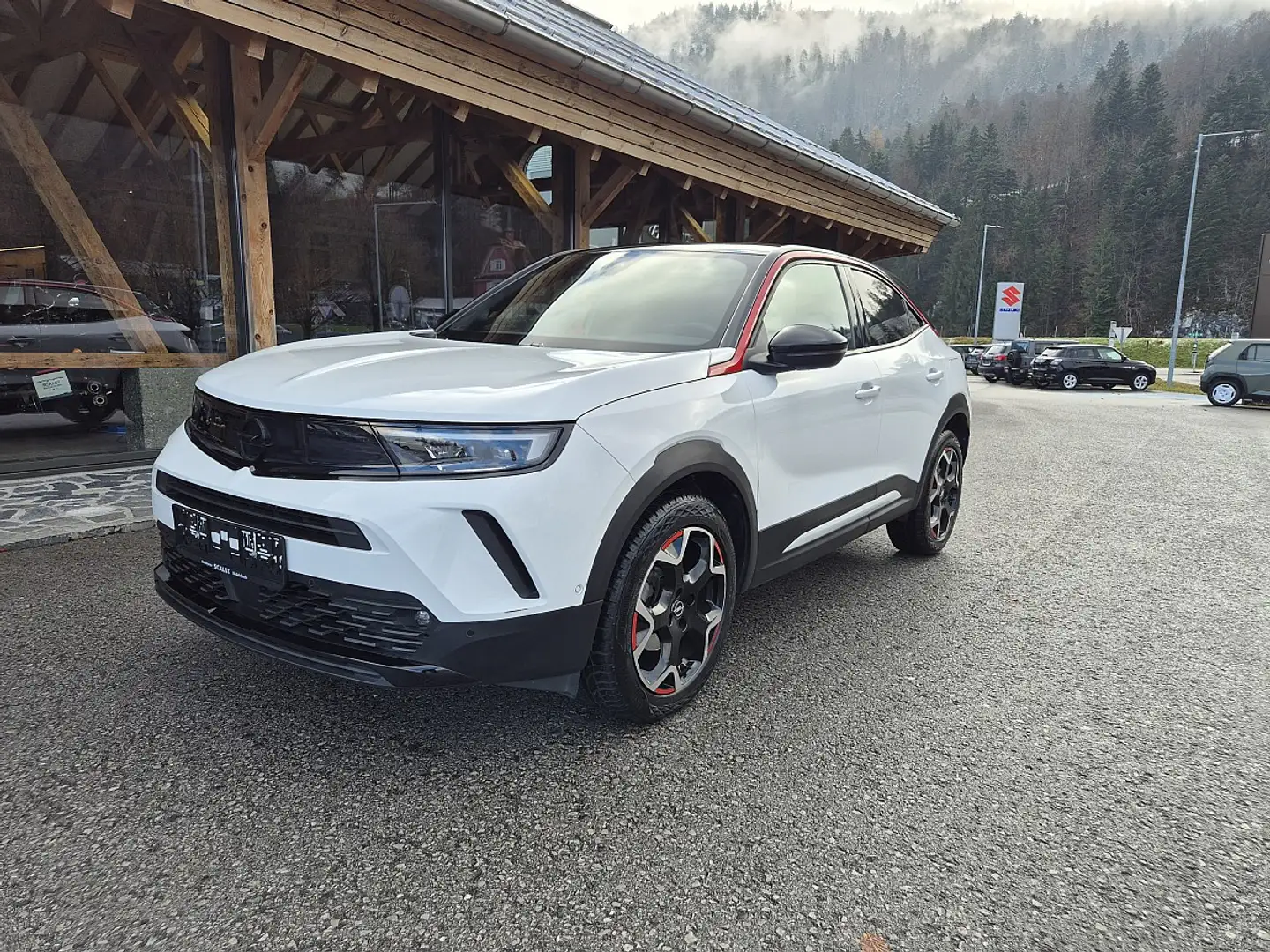 Opel Mokka 1,2 Direct Injection Turbo GS Aut. Weiß - 1