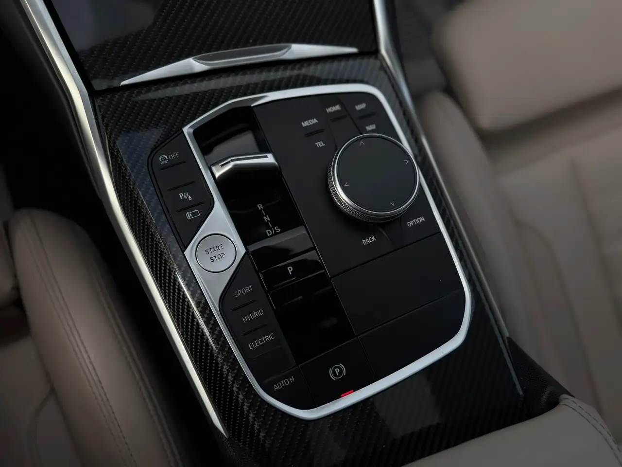 BMW 330 e xDrive M Pack Facelift Laserlight Open-dak Full! 10