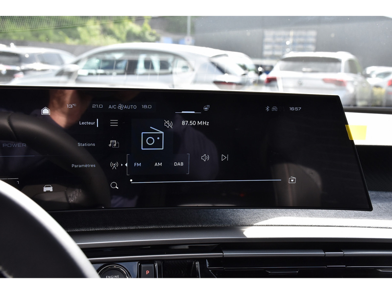 Peugeot 5008 Hybrid 145 Allure e-DCS6 ACC CAM360 JA19 NEUF — photo 12