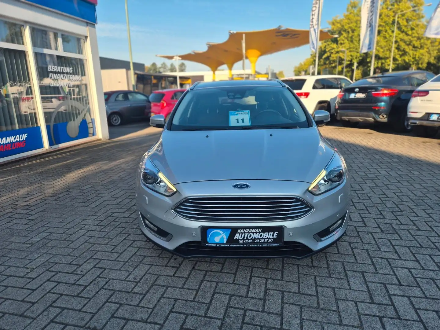 Ford Focus Turnier Titanium Gris - 2