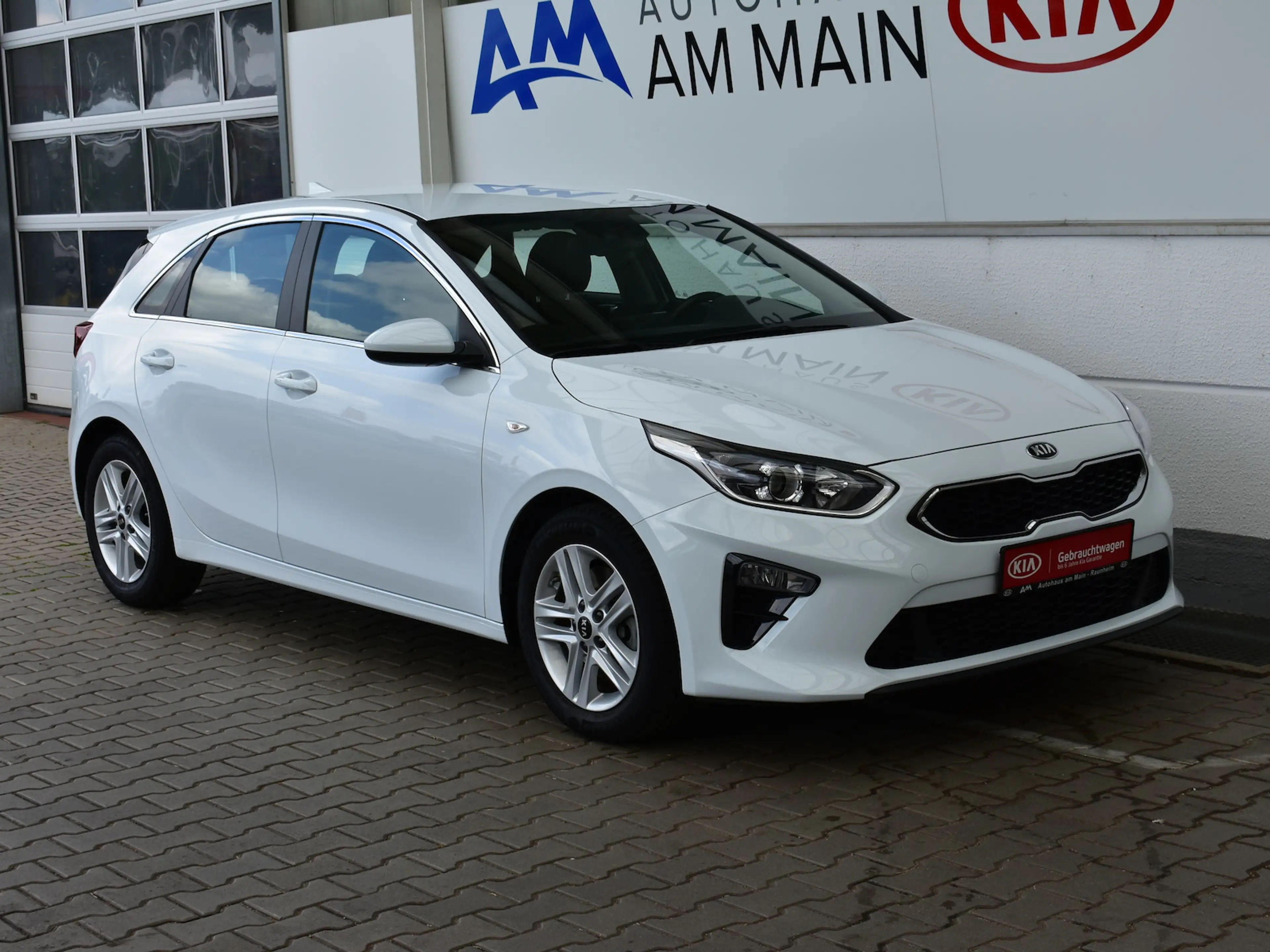 Kia Ceed / cee'd 1.4T VISION | NAVI | KOMFORT | DAB — photo 8