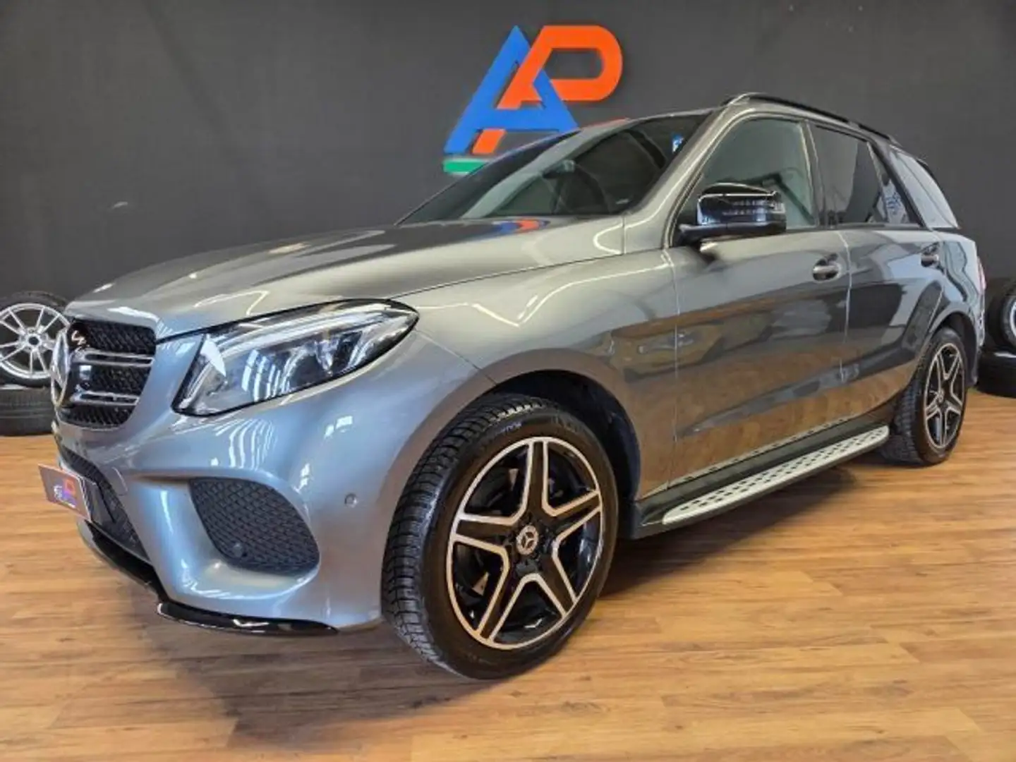 Mercedes-Benz GLE 350 d 4Matic Premium Plus Grigio - 1