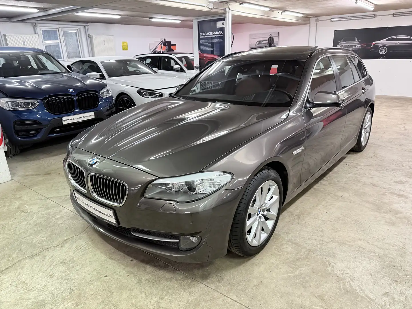 BMW 530 DT,HUD,Leder,AHK, Stop u.Go, Integrall, neuwertig Brun - 1