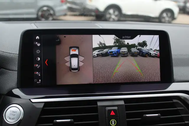 BMW X4 view 18