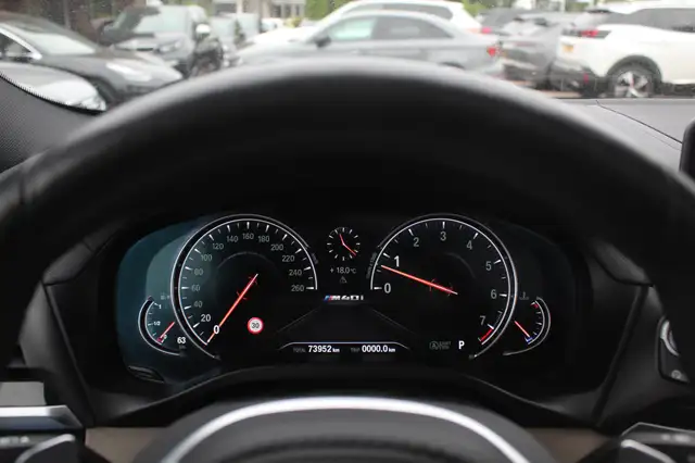 BMW X4 view 16