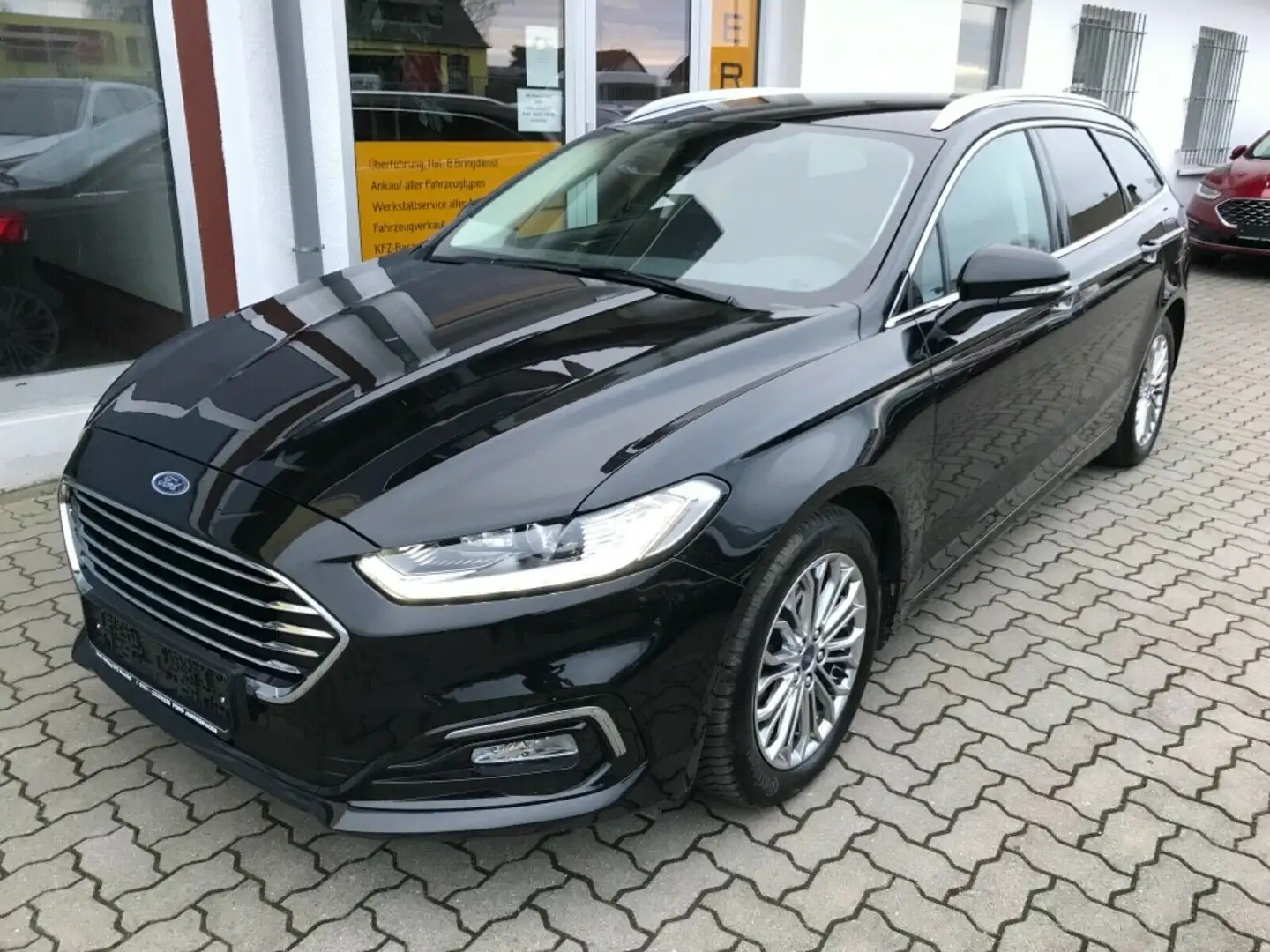 Ford Mondeo Kombi Titanium TDCi190 Auto Navi/LED Schwarz - 1