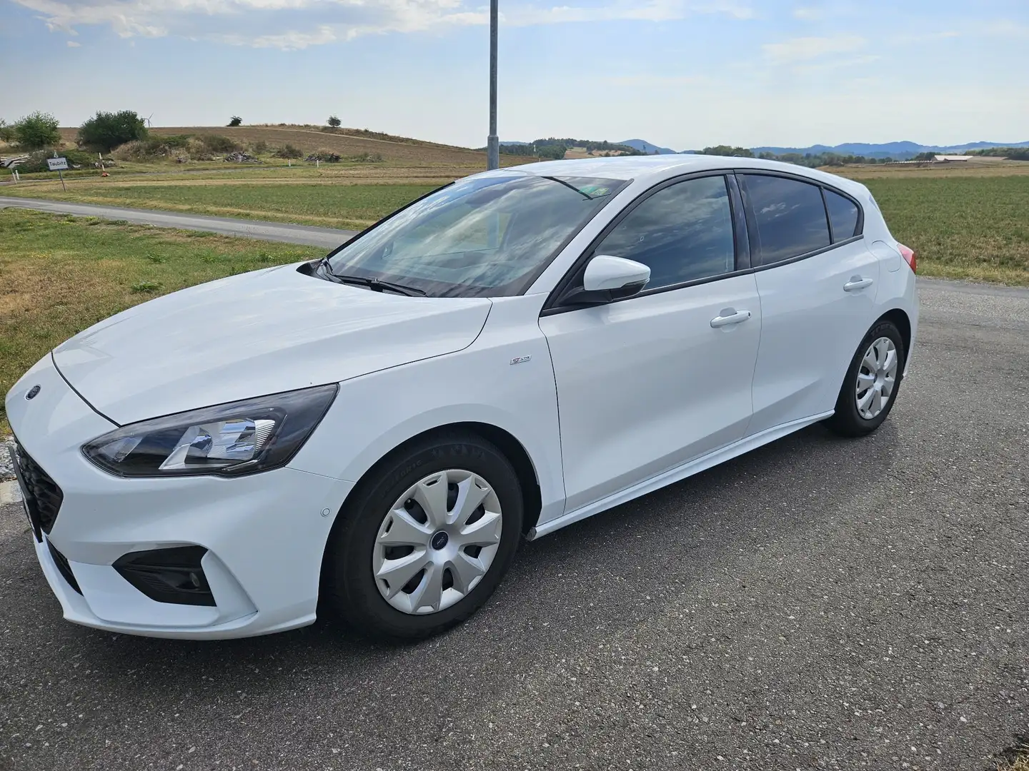Ford Focus 1,0 EcoBoost ST-Line - 1