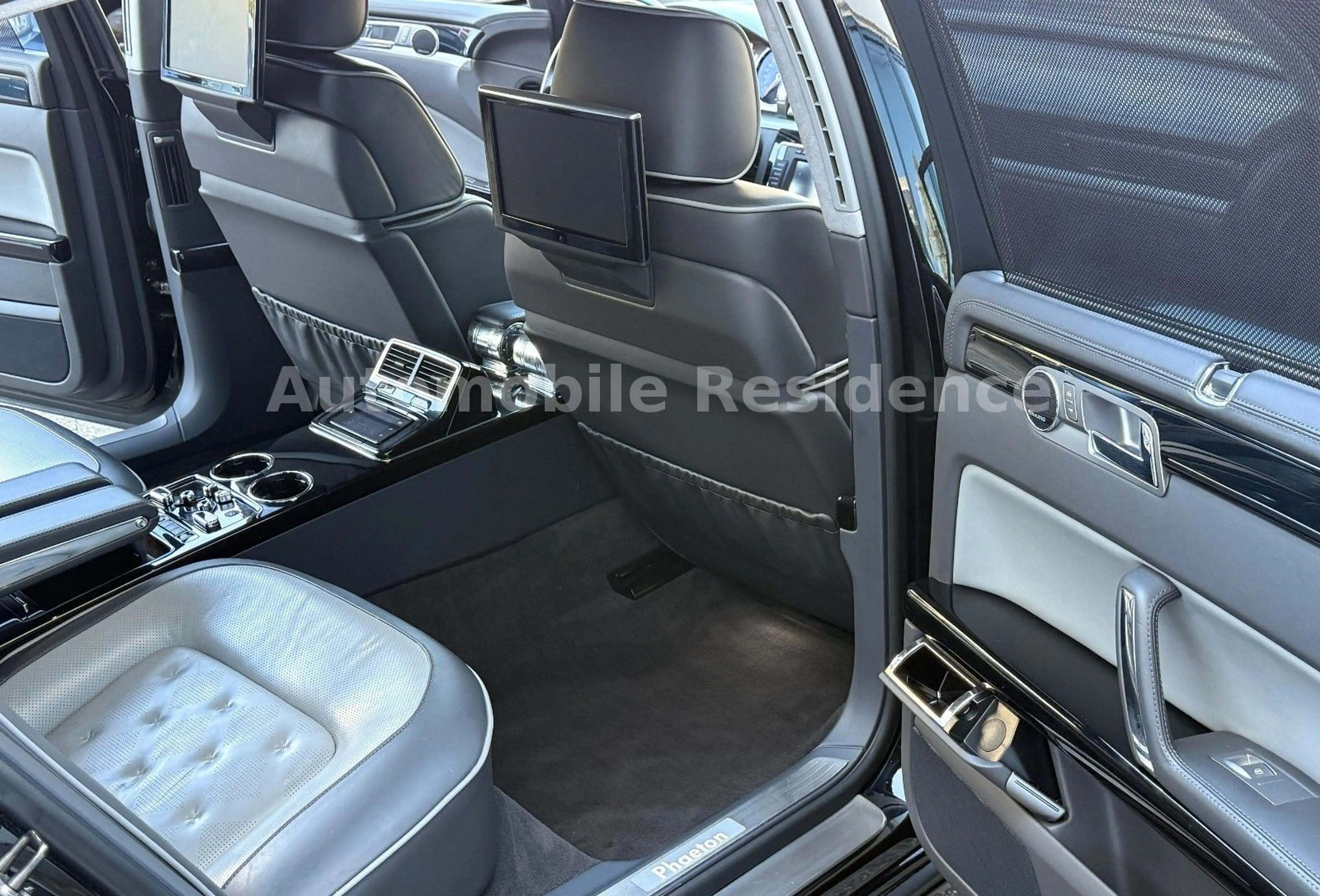 Volkswagen Phaeton V8 4Motion LANG 4SITZ*VOLLAUSST.*1HD*TOP — photo 10