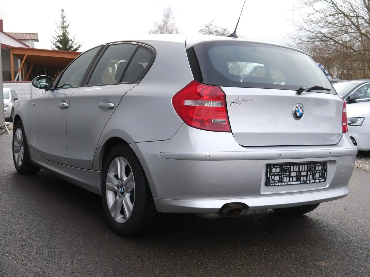 BMW 118 i 5-Türer Advantage 1.Hand/Scheckheft Argent - 2