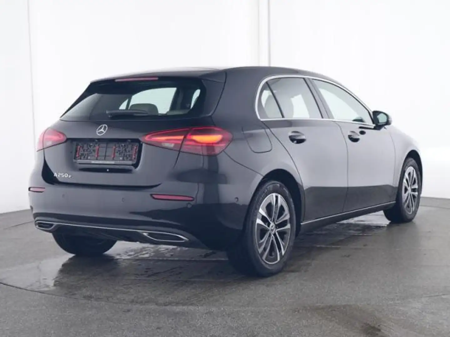 Mercedes-Benz A 250 Automatic Sport NEW MODEL PLUG-IN Nero - 2