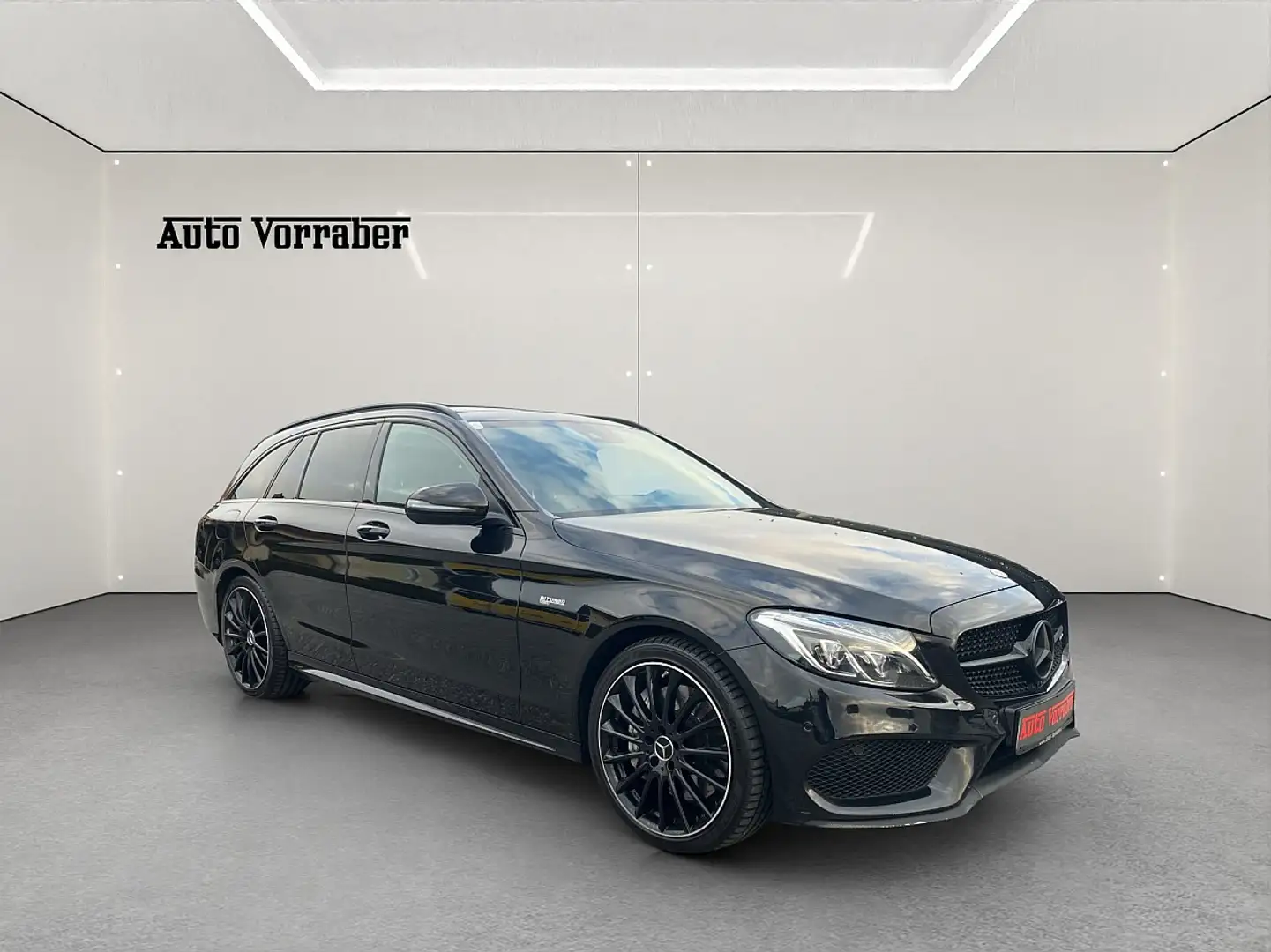 Mercedes-Benz C 43 AMG T 4MATIC Aut. Schwarz - 2