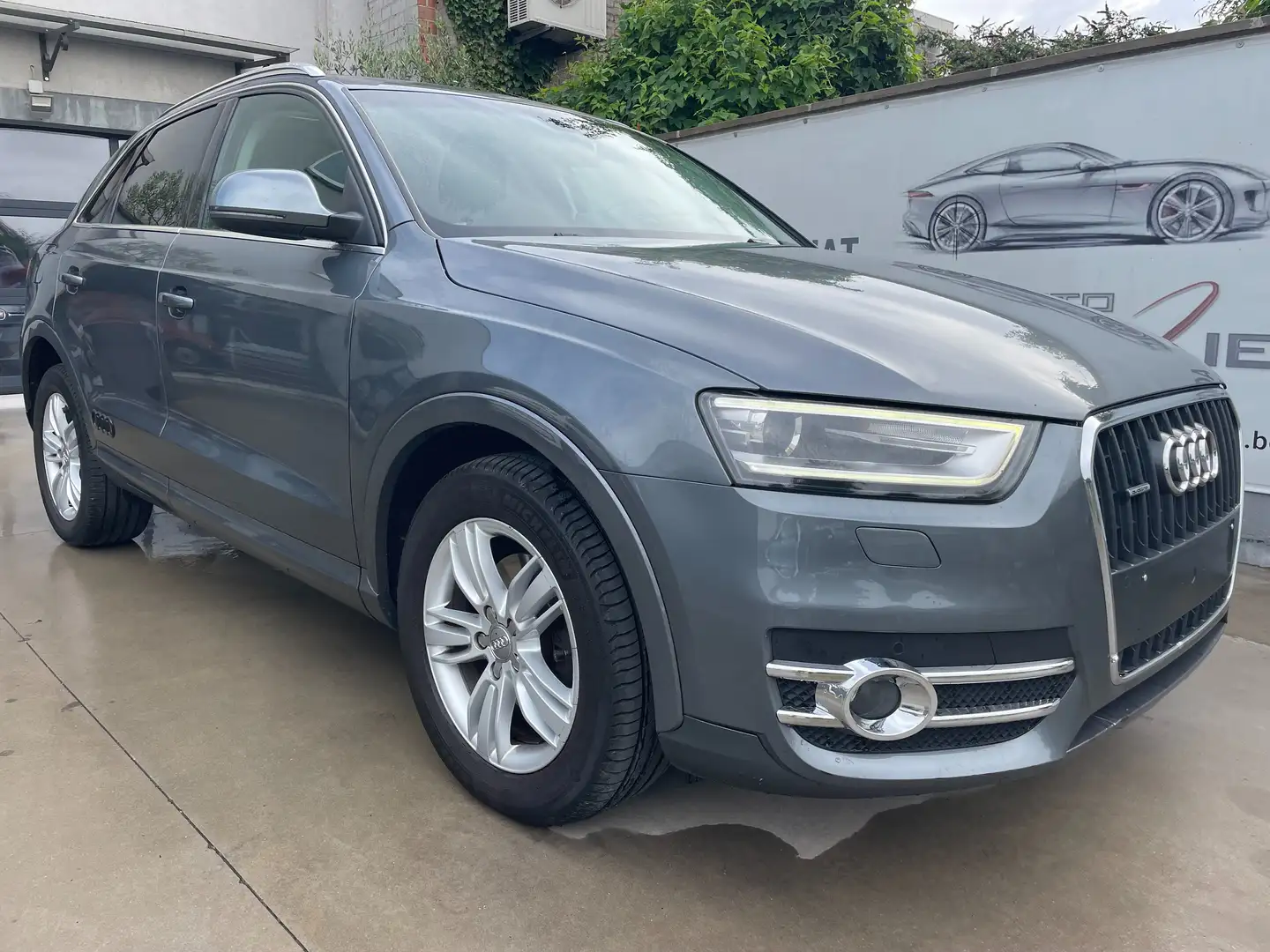 Audi Q3 Q3 2.0 TFSI Quattro S tronic Cuir Clim Gps Toit !! Gris - 1