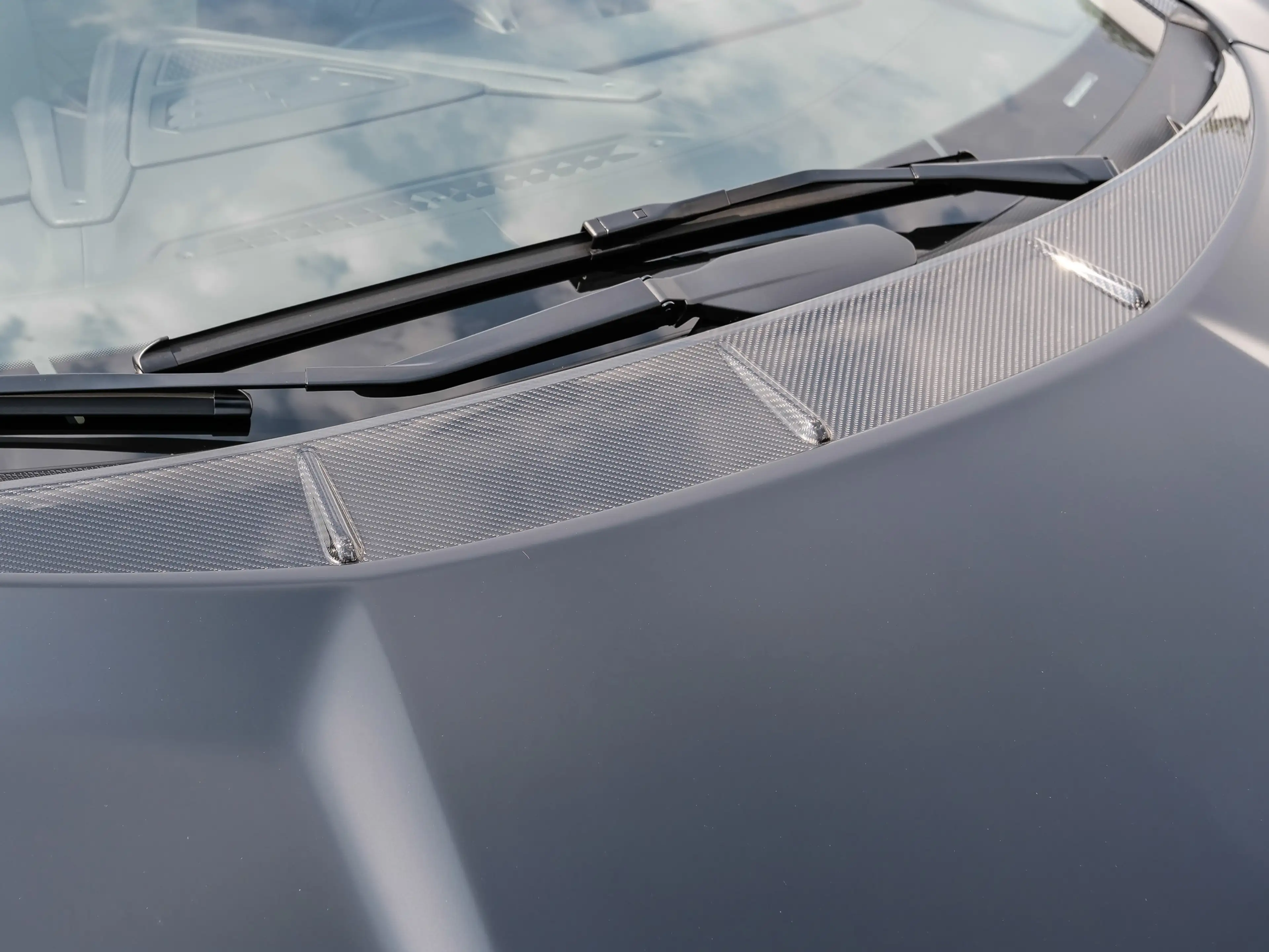 Lamborghini Revuelto Nero Nemesis, Full Exterior Carbon — photo 15