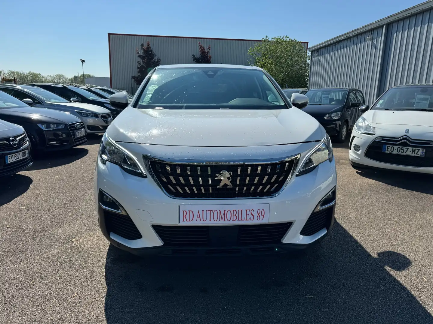 Peugeot 3008 1.5 HDI 130 CH EAT8  Active Business Blanc - 2