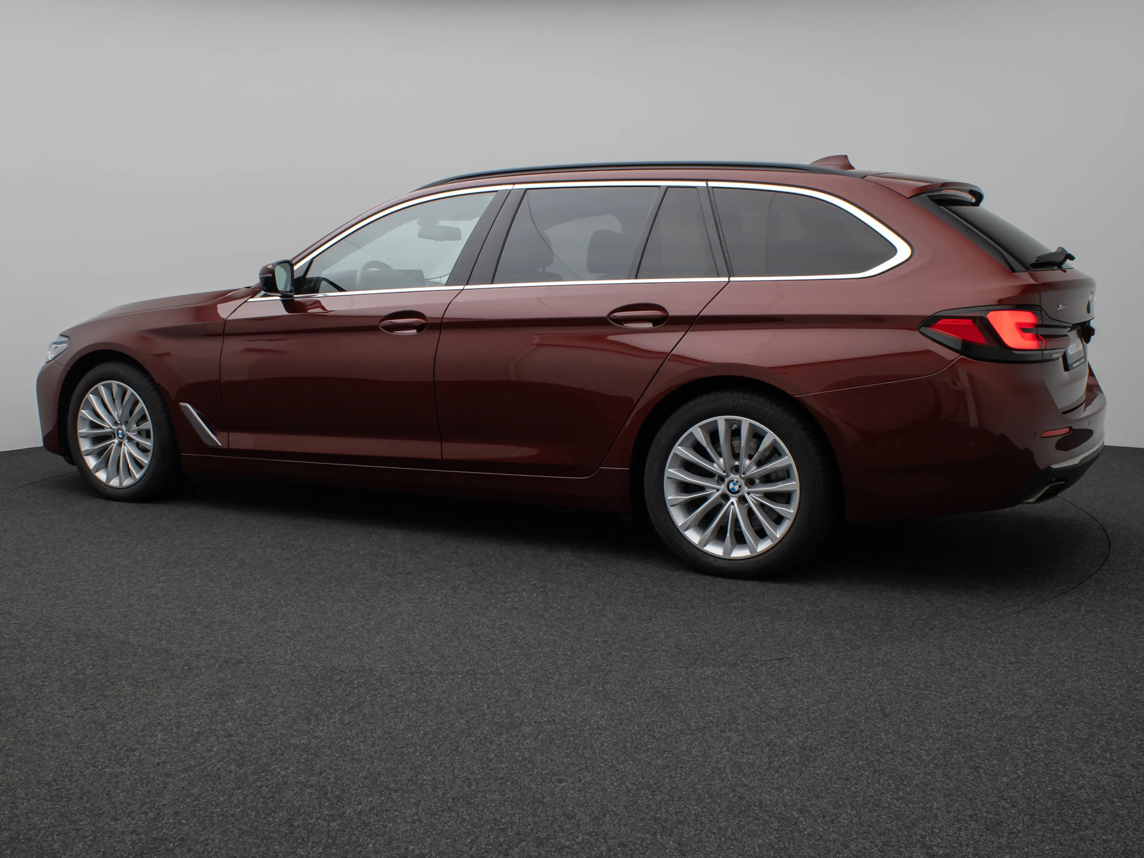 BMW 540 LuxuryLine 360°Laser HUD DAB H K Komfort — photo 10