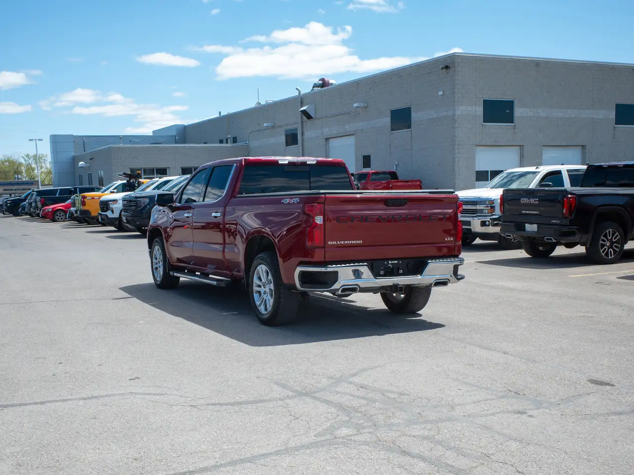 Chevrolet Silverado 1500 снимка Chevrolet Silverado 1500