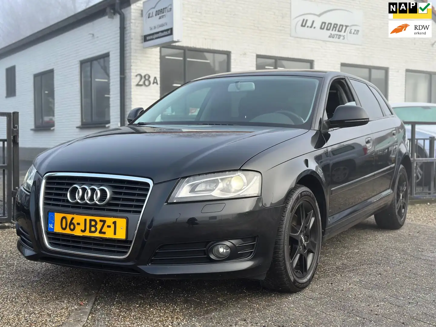 Audi A3 Sportback 1.4 TFSI Attraction Pro Line BOSE|XENON! Noir - 1