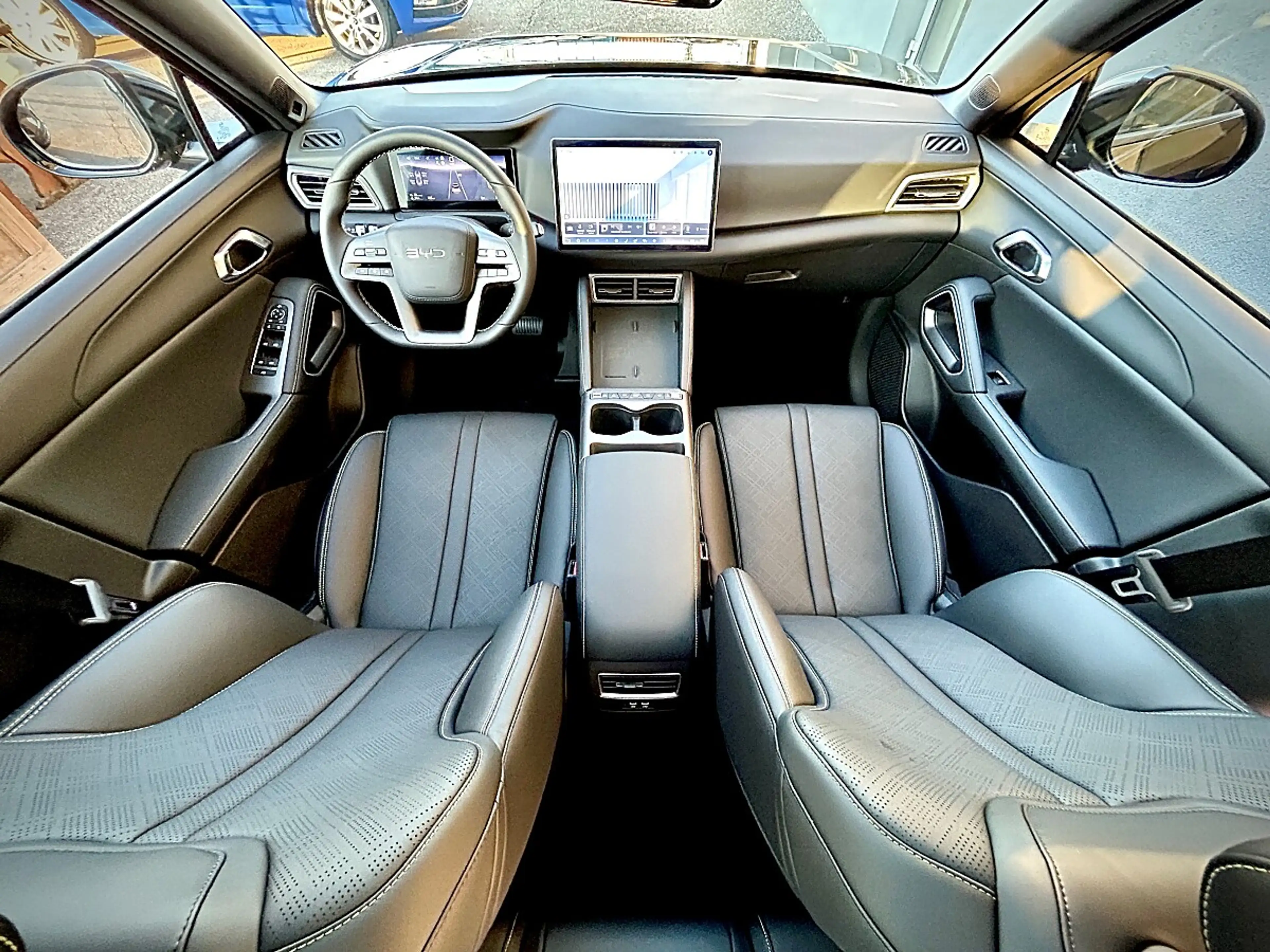 BYD Atto 2 Atto2 DM-i PHEV 18kWh 212PS Boost Österreich Pa... — photo 7