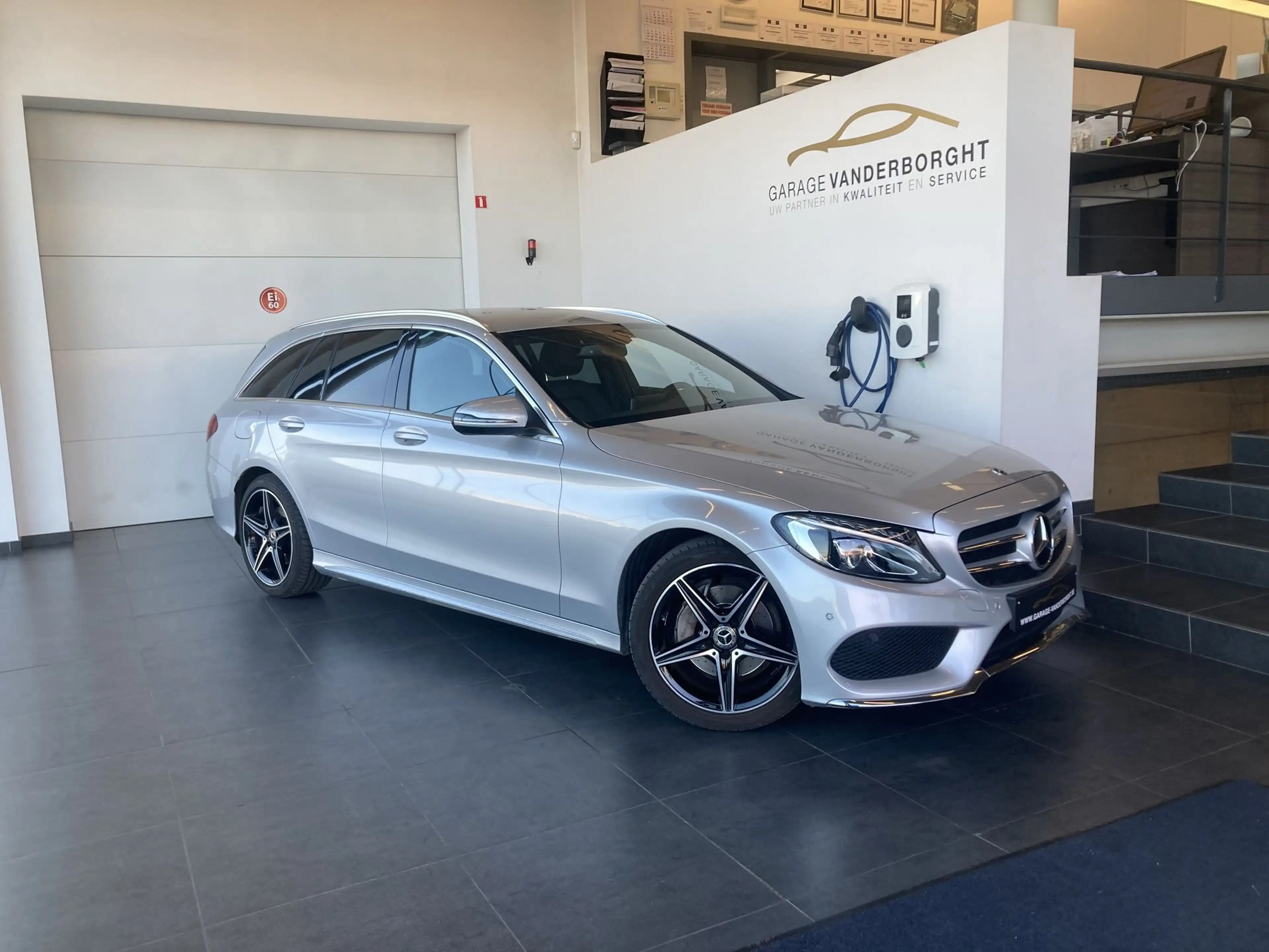 Mercedes-Benz C 160 C 160 BREAK AUTOMAAT AMG PAKKET SLECHTS 63000KM!!!