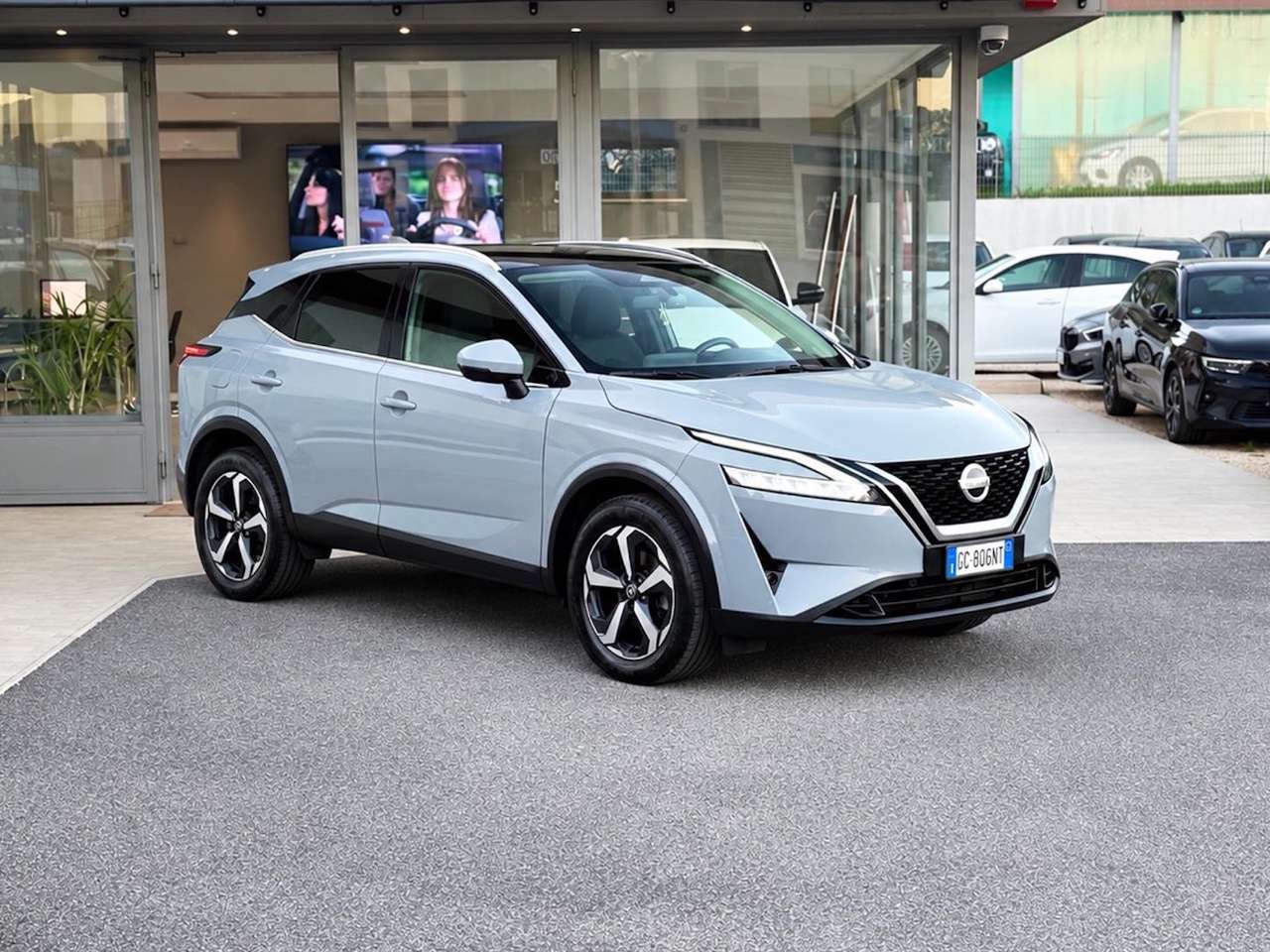 Nissan Qashqai 1.3 Benzina 140CV E6 - 2021