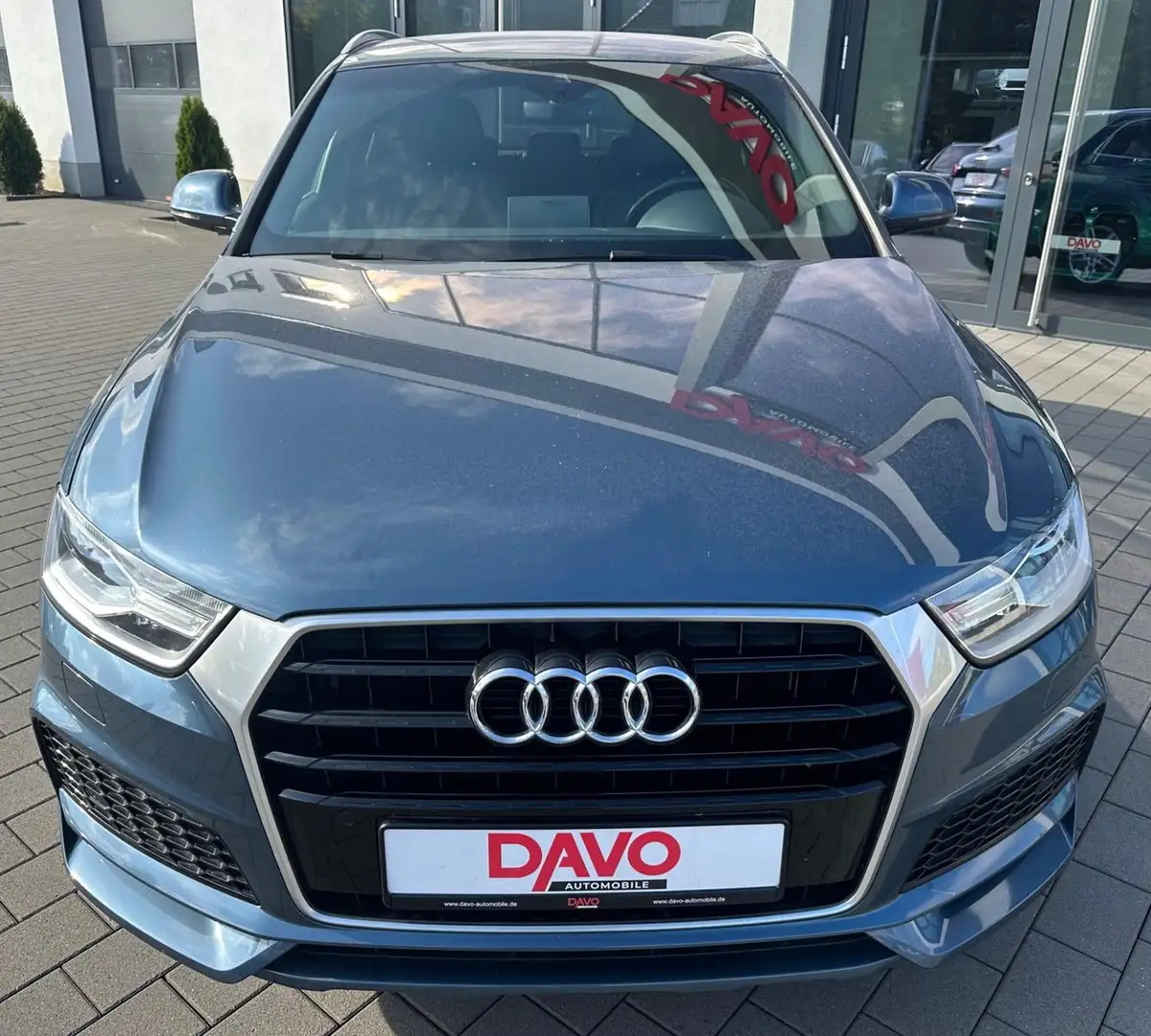 Audi Q3 1.4 TFSI S line design/AHK/Xenon Blau - 2