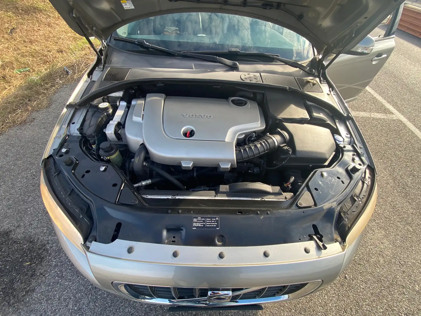 Volvo V70 V70 III 2007 2.4 d5 Momentum 185cv - 2