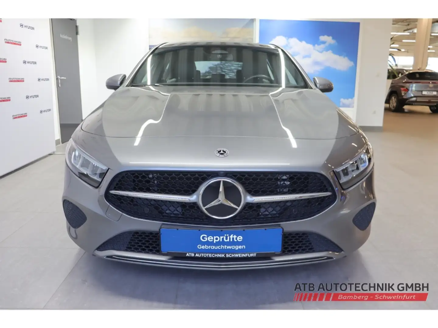 Mercedes-Benz A 180 Progressive Advanced Plus 1.3 Mild-Hybrid Gri - 2