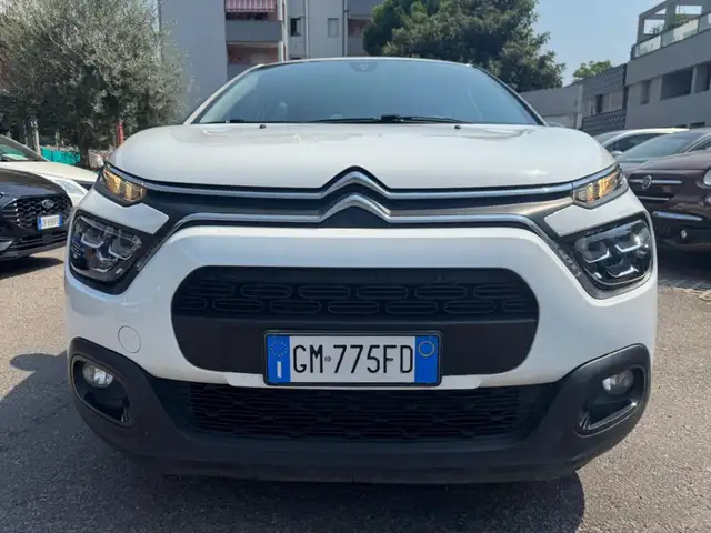 Citroen C3 view 2
