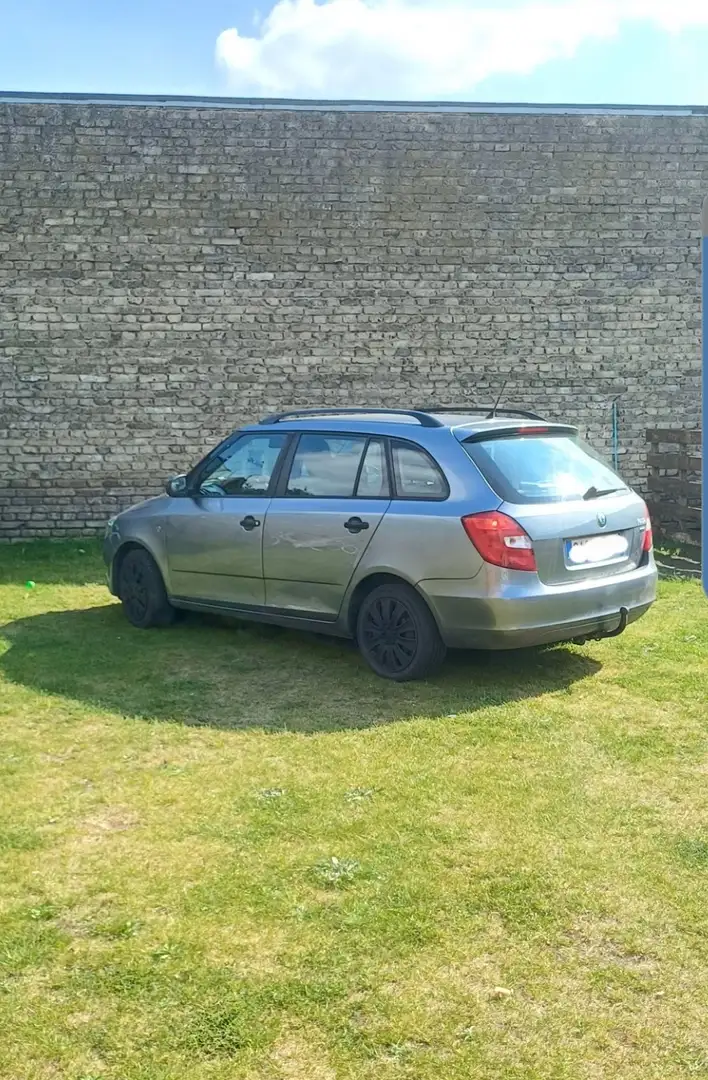 Skoda Fabia 1.2 HTP Combi Easy - 2