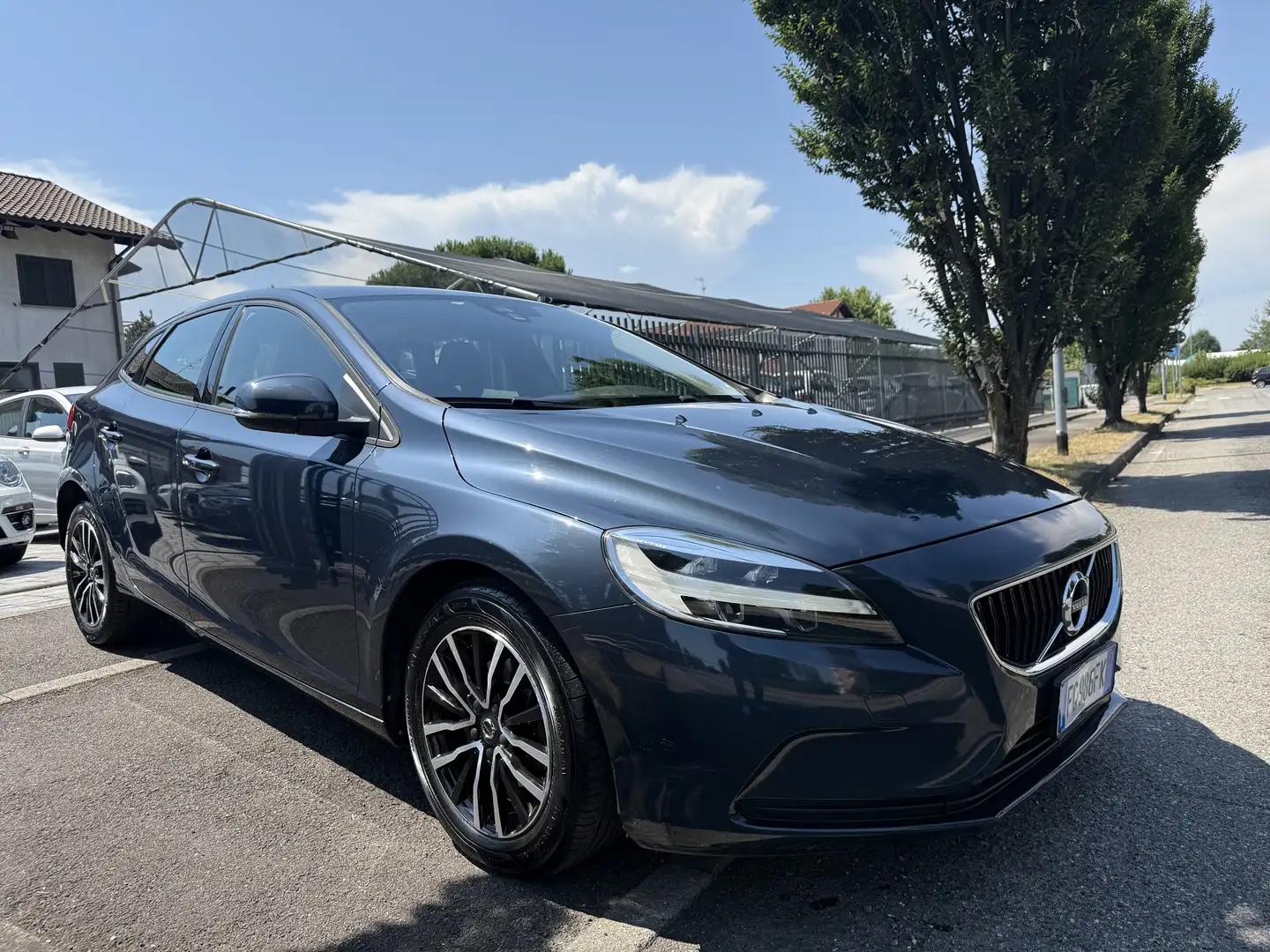 Volvo V40 2.0 d2 Kinetic my17 Blu/Azzurro - 1
