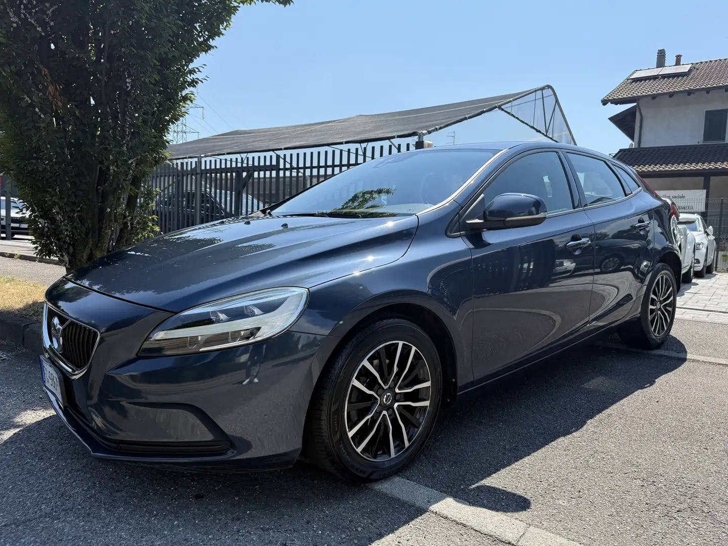 Volvo V40 2.0 d2 Kinetic my17 Blu/Azzurro - 2