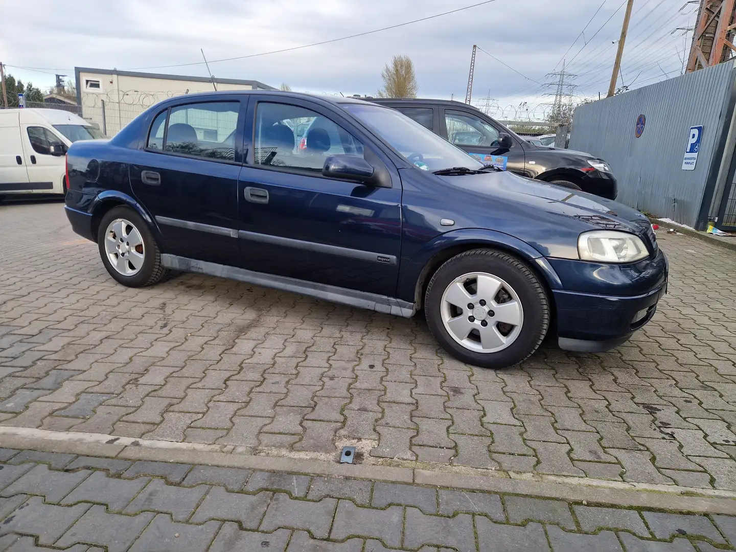 Opel Astra Basis Bleu - 2