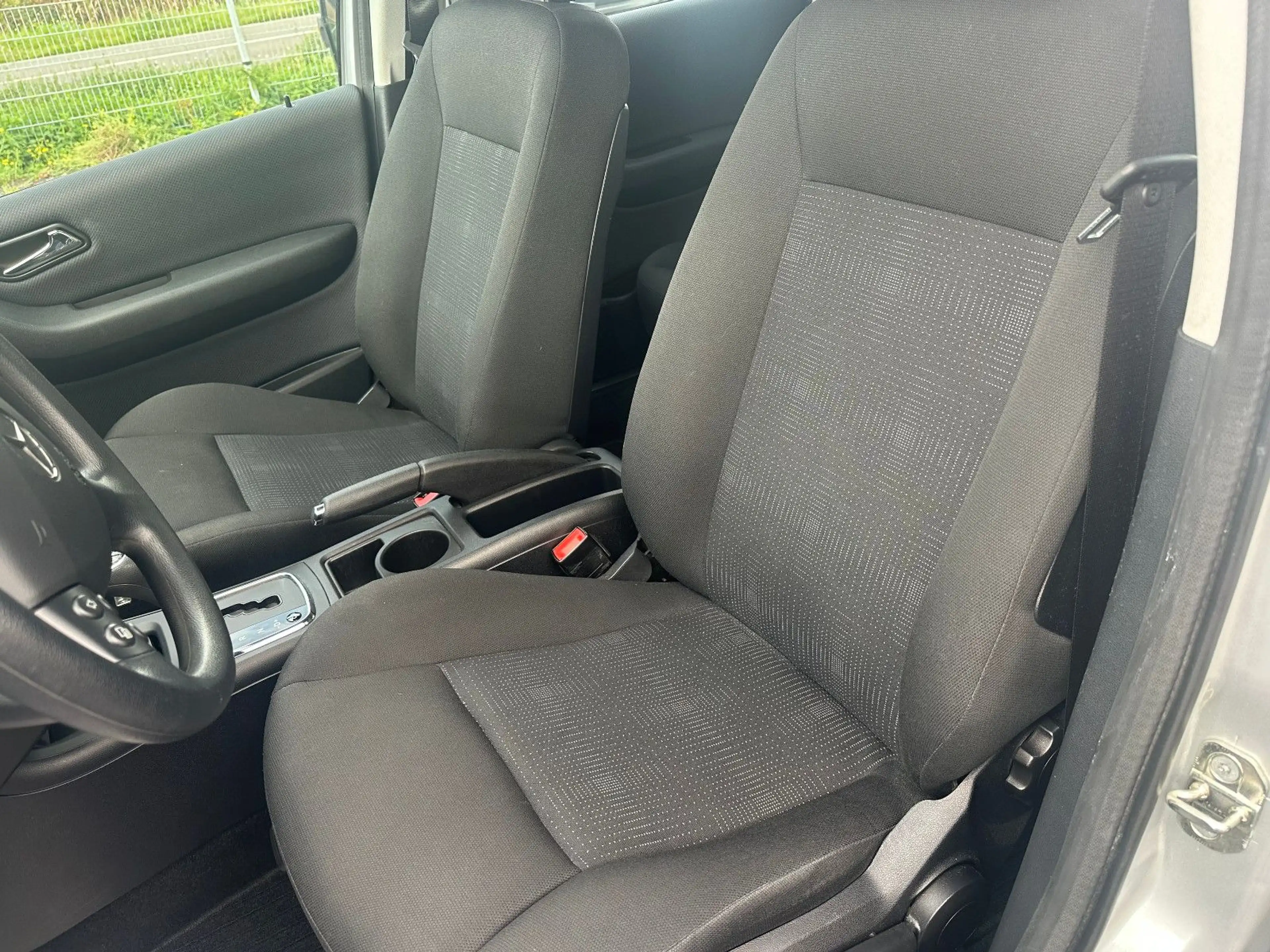 Mercedes-Benz A 180 5-türig*AUTOMATIK*KLIMA*SHZ*ALU*PDC V+H* — photo 12