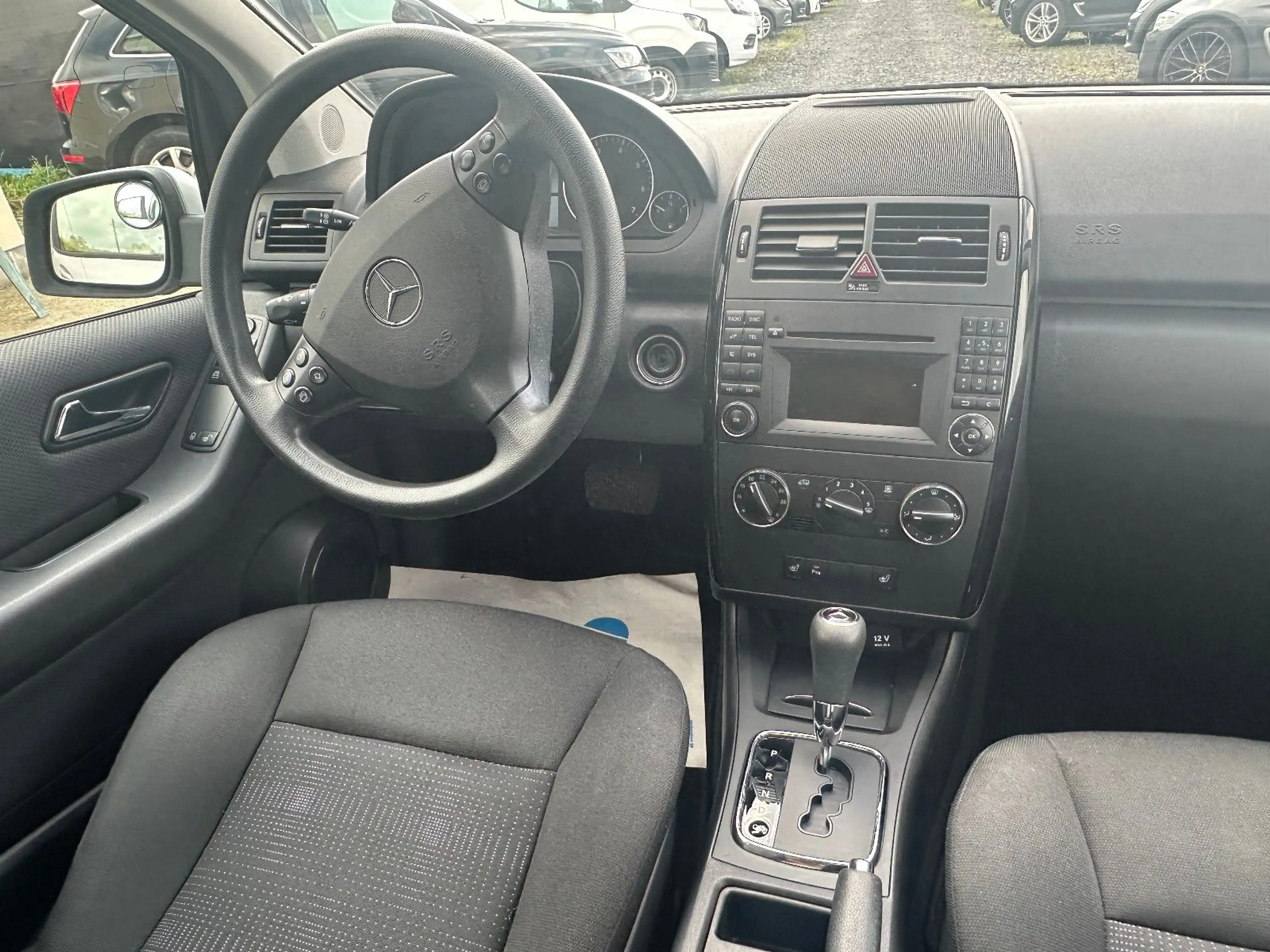 Mercedes-Benz A 180 5-türig*AUTOMATIK*KLIMA*SHZ*ALU*PDC V+H* — photo 11