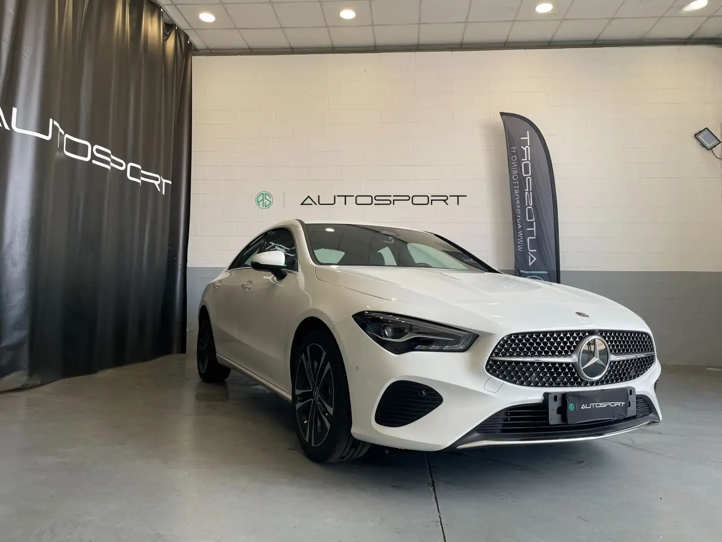 Mercedes-Benz CLA 180 CLA 180 Automatic Progressive Advanced Bianco - 1