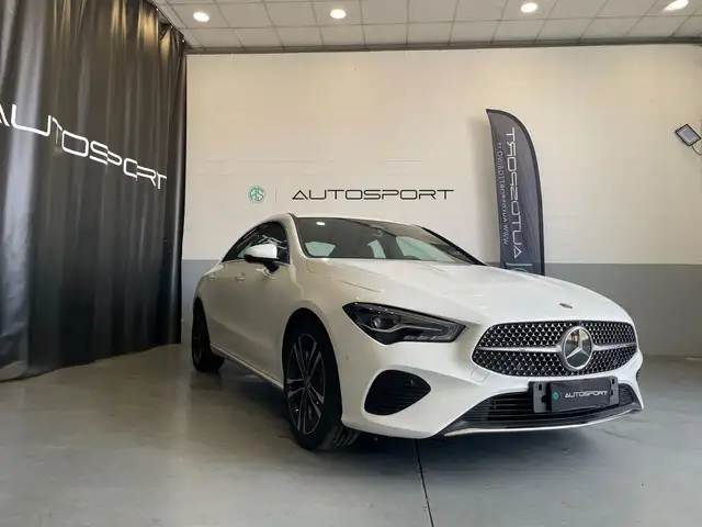 Mercedes-Benz CLA 180 CLA 180 Automatic Progressive Advanced