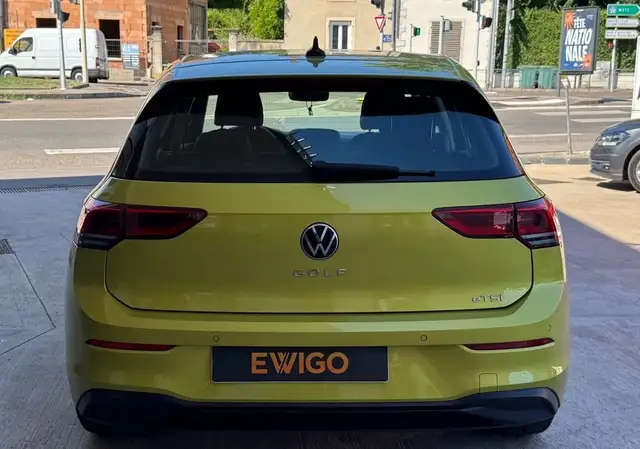 Volkswagen Golf view 5