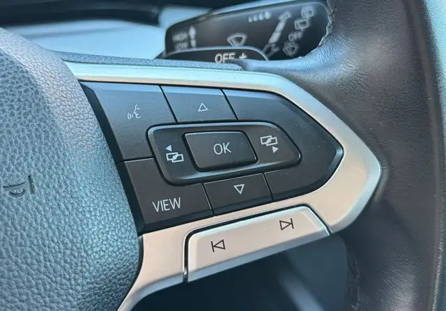 Volkswagen Golf view 15