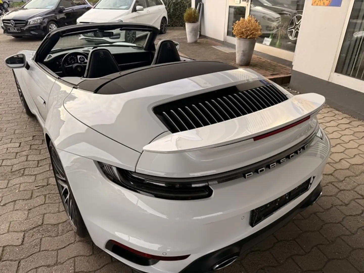 Porsche 992 Turbo Cabrio 3.8 Allrad Erstbesitz !! Blanc - 2