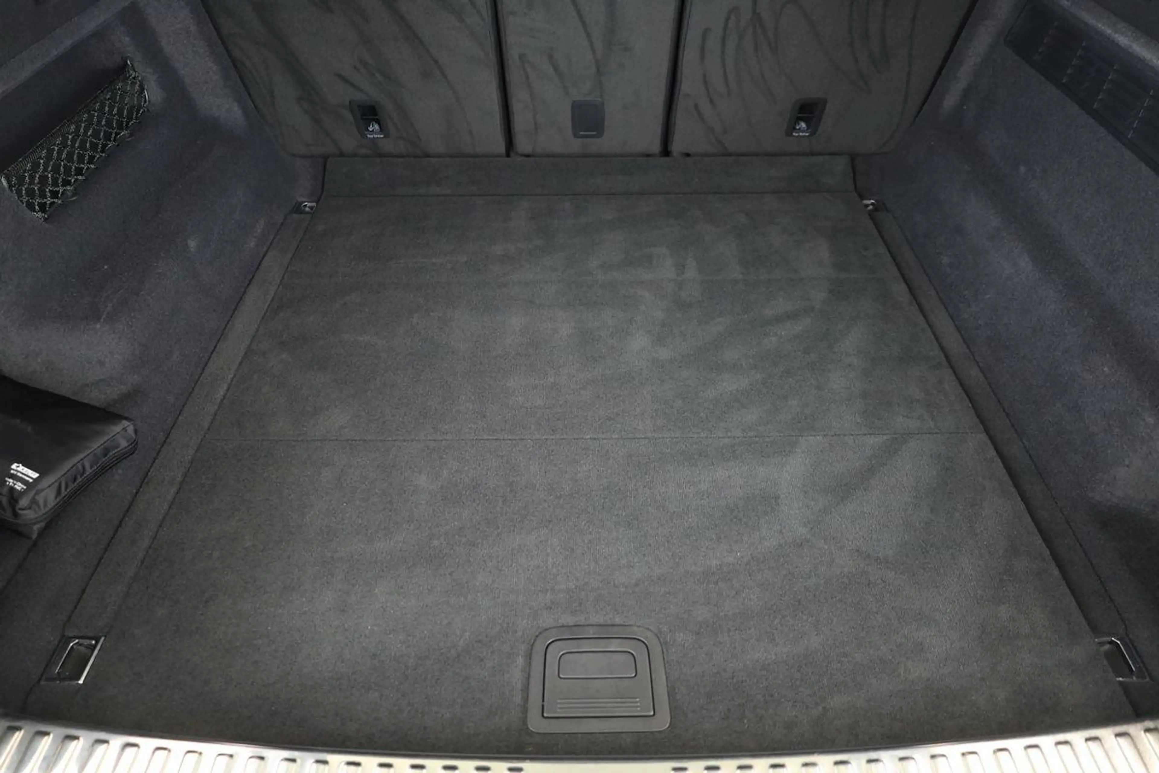 Audi SQ8 TFSI Facelift Leder Matrix Pano BangO ACC 23 — photo 9