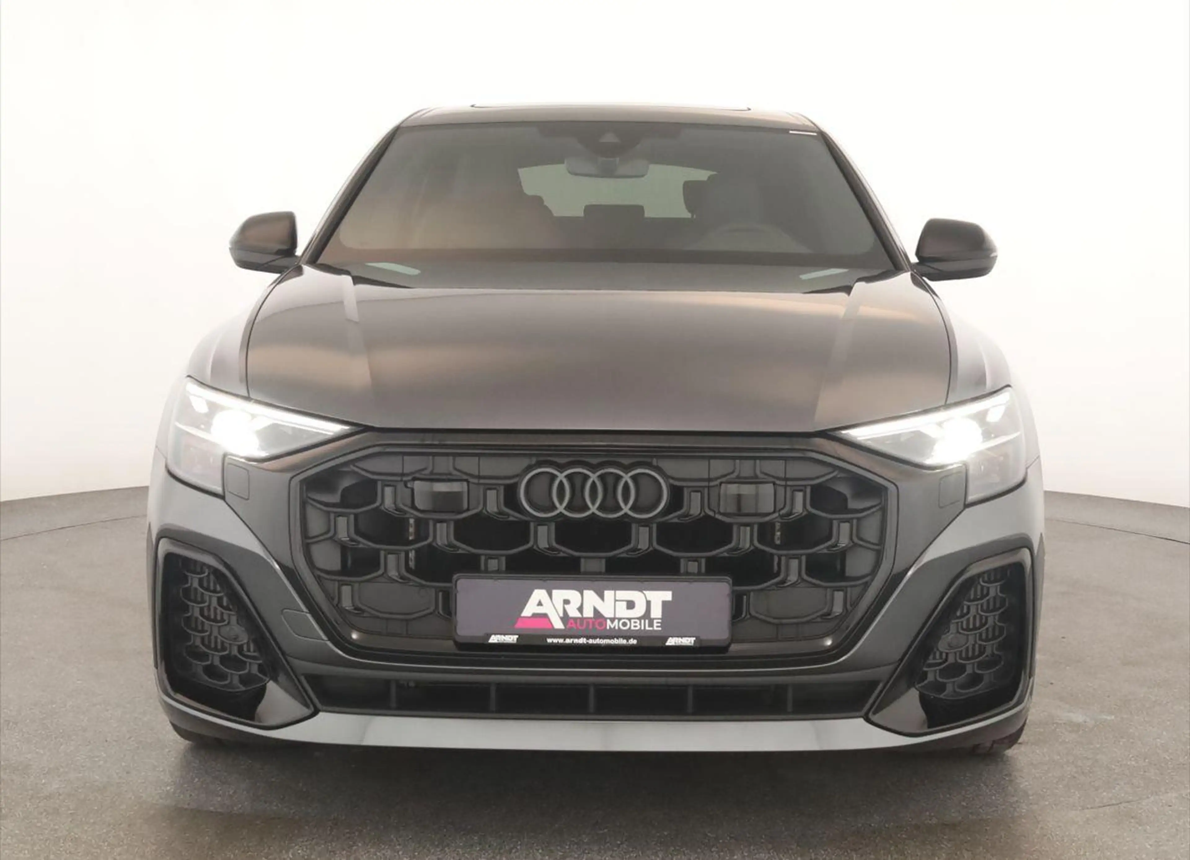 Audi SQ8 TFSI Facelift Leder Matrix Pano BangO ACC 23 — photo 3
