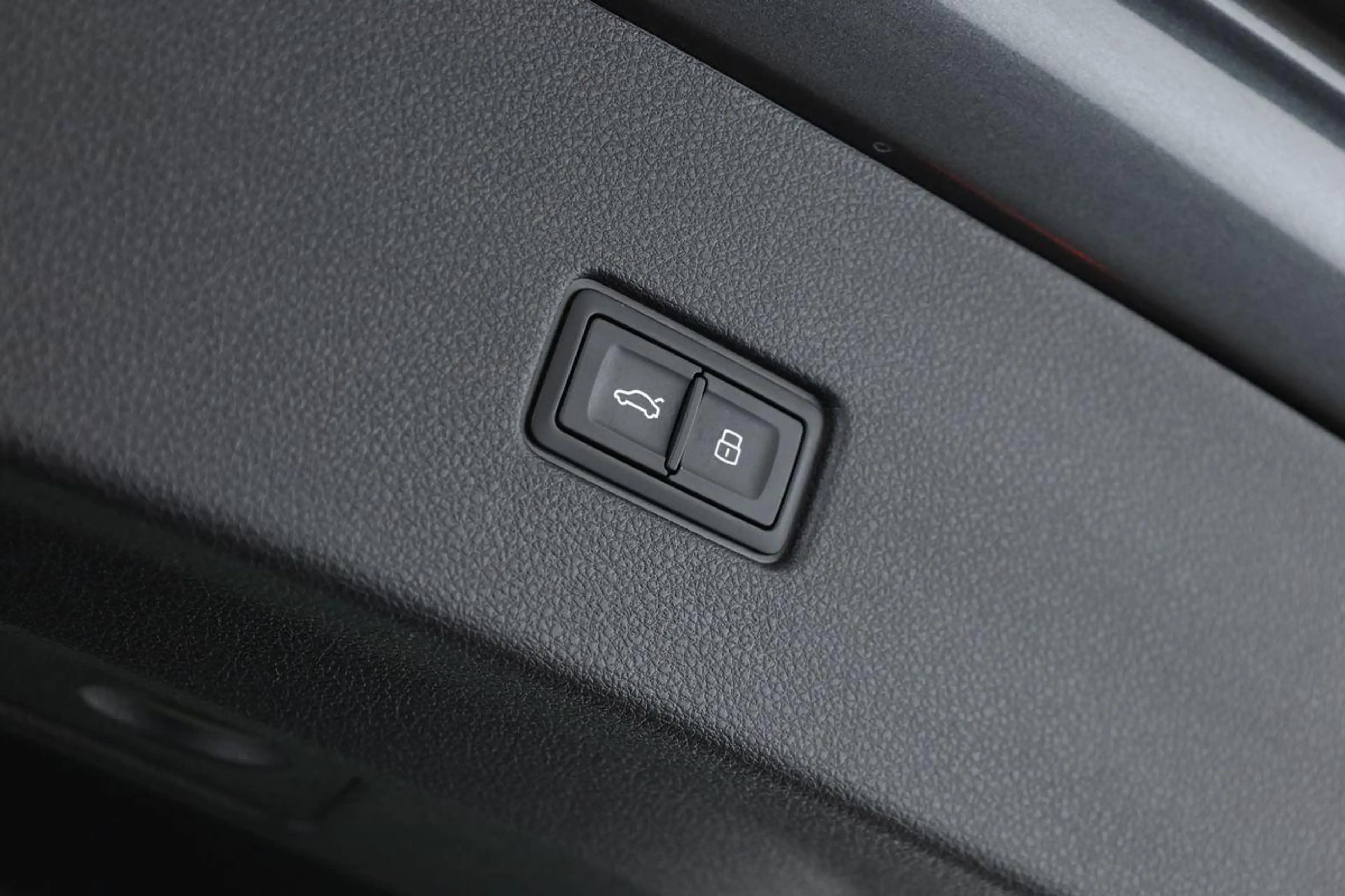 Audi SQ8 TFSI Facelift Leder Matrix Pano BangO ACC 23 — photo 10