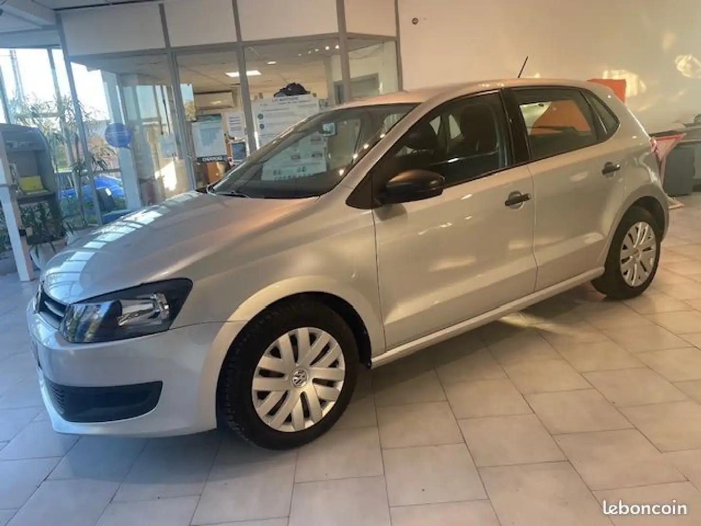 Volkswagen Polo 1.0 60 TRENDLINE 5 portes Gris - 1