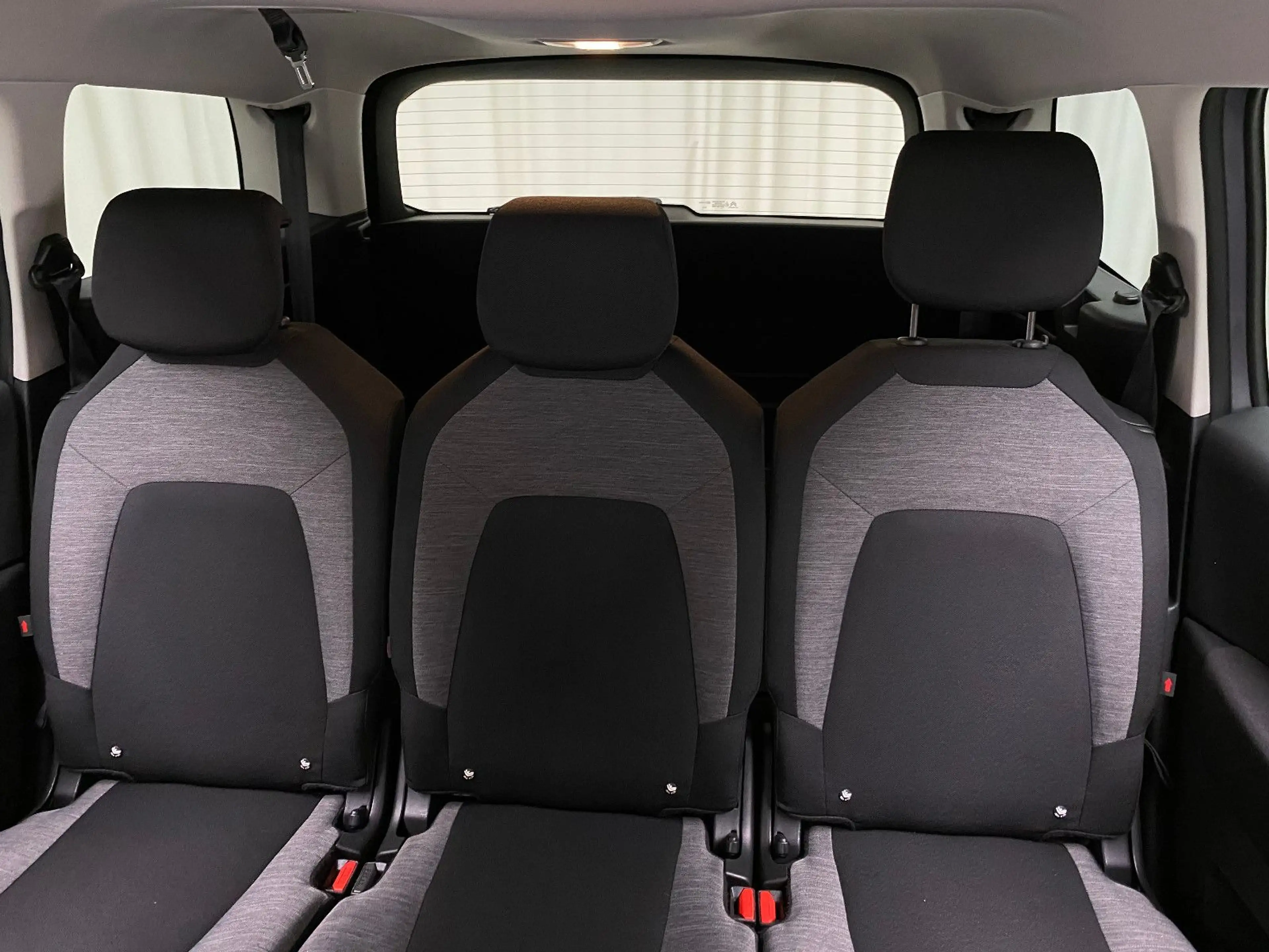 Citroen Grand C4 Picasso /Spacetourer Feel 7 Sitze — photo 36