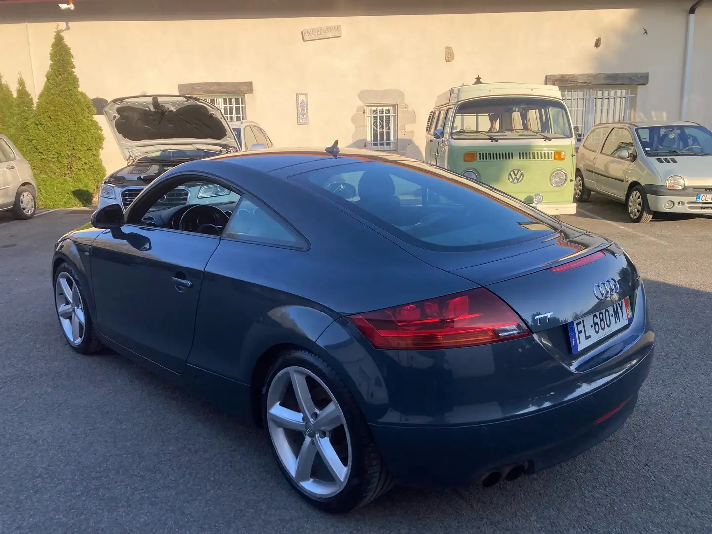 Audi TT TT Roadster 2.0 TDI 170 DPF Quattro S line Grau - 2
