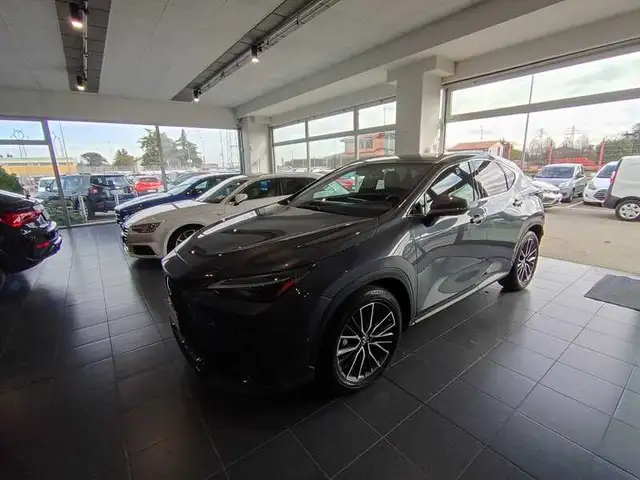 Lexus NX 350h