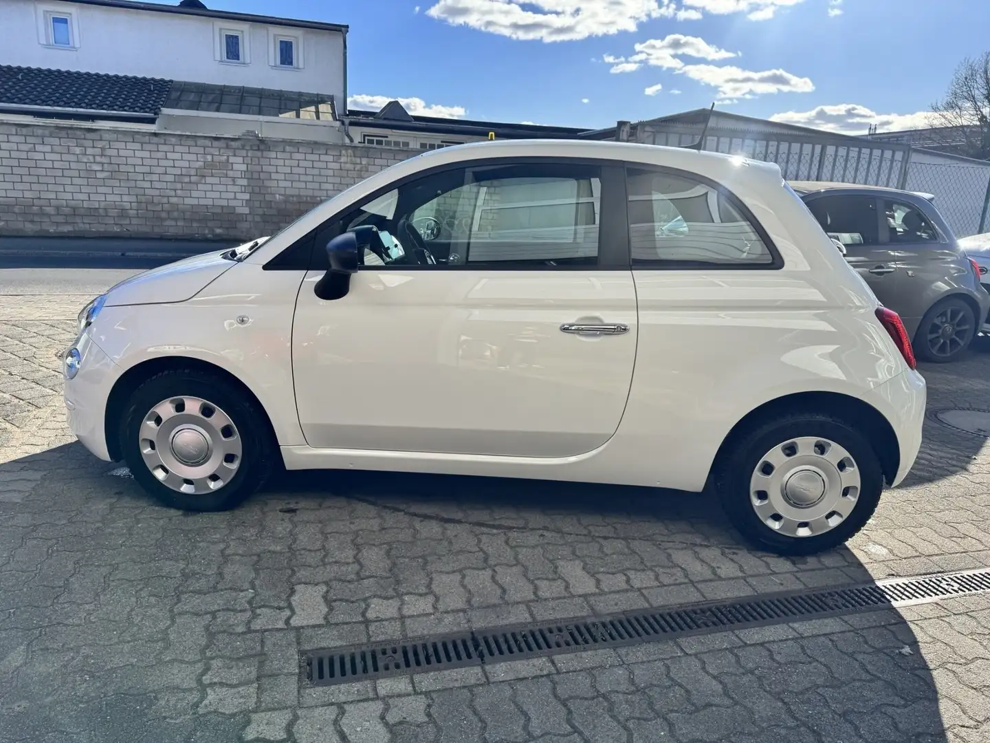 Fiat 500 Hatchback MY23 1.0 GSE Hybrid 51 kW Weiß - 2